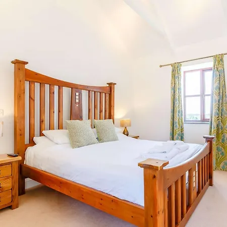 Holiday home 3 Bed In Praa Sands 36257
